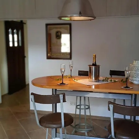 Kylltal Apartment