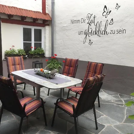 Kylltal Apartment *