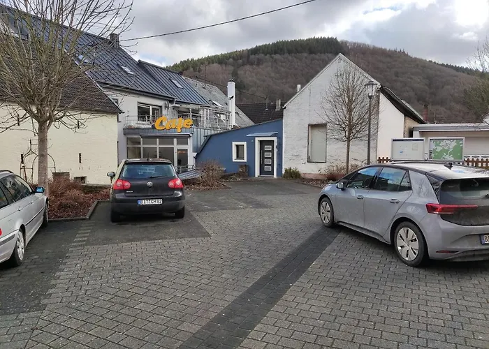 Kylltal Διαμέρισμα Birresborn